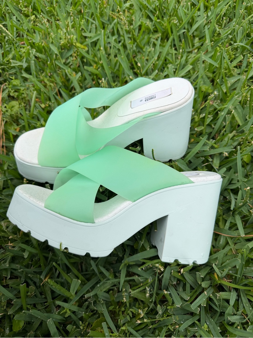 Miista London Mint Green Platform Mule Heels Size 8.5 Y2K 3.5” Heel